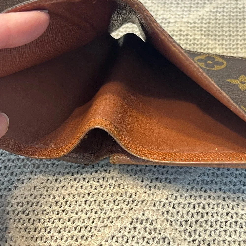 Louis Vuitton Brown Monogram Canvas Bi-Fold Key & Card Holder